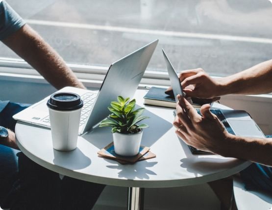 Connect with the best string artist in Kenya.